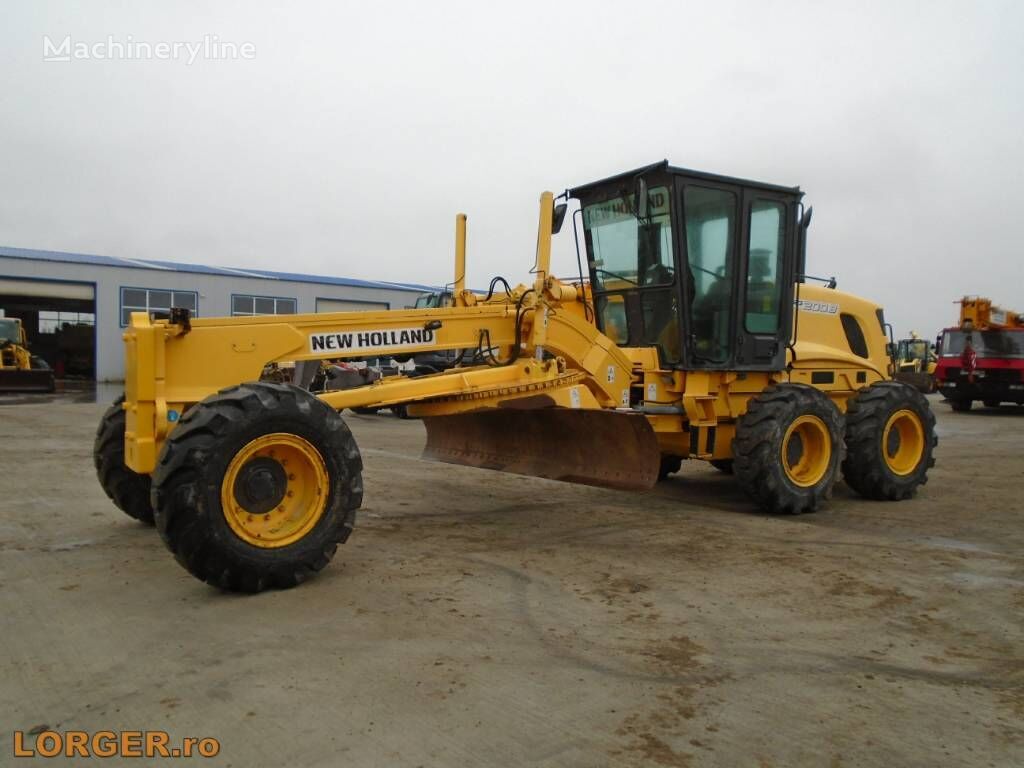 грейдер New Holland RG 200B