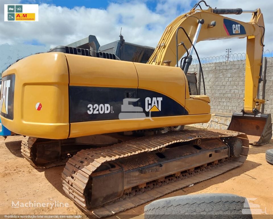 гусеничный экскаватор Caterpillar 320D2L